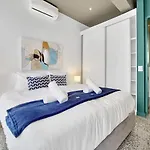 Gorgeous, Secure, Brand New, Stylish- Central-Pool