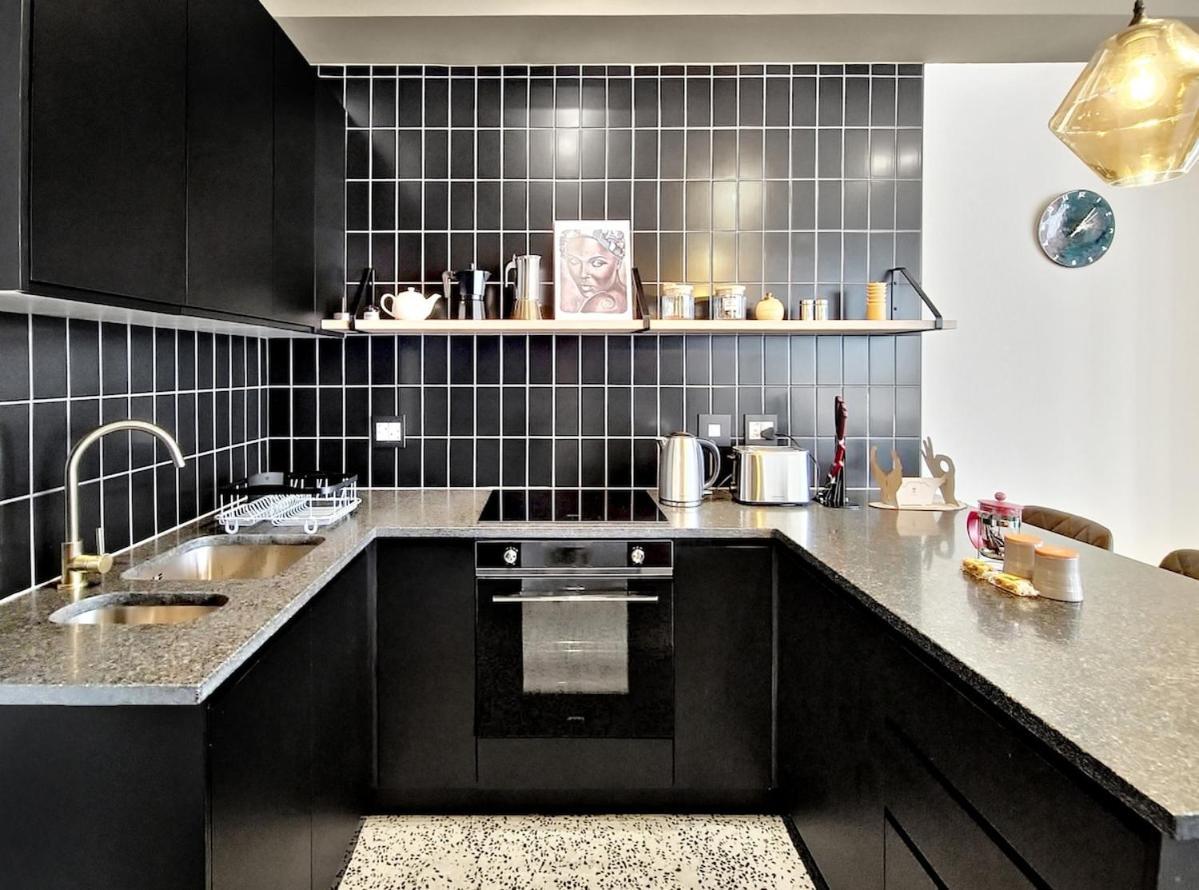 Apartamento Gorgeous, Secure, Brand New, Stylish- Central-pool Cidade Do Cabo